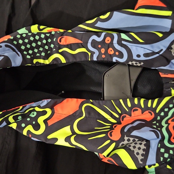 Under Armour men’s Jacket Keep Run Weird Large Fitted Full Zip 1365667, vented - Picture 8 of 8